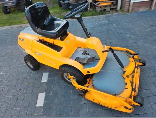 frontmaaier stiga royal
Moter honda 2 cilinder, Tuin en Terras, Grasmaaiers, Zo goed als nieuw, Cirkelmaaier, Ophalen
