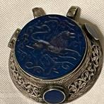 Afghaanse zilveren hanger met Lapis Lazuli stenen en gravure, Verzenden, Gebruikt, Blauw, Zilver