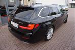 BMW 5 Serie Touring 530e Business Edition Plus Sensatec, Auto's, BMW, 1998 cc, Achterwielaandrijving, Gebruikt, 4 cilinders