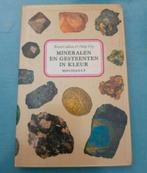Mineralen en gesteenten in kleur
267 kleurenfoto's en info, Ophalen of Verzenden, Zo goed als nieuw, Bloemen, Planten en Bomen