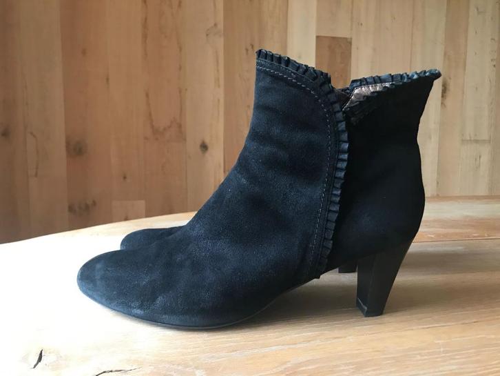 Mauro Teci, laarsje met hak mt.42 (ZGAN), Kleding | Dames, Schoenen, Zo goed als nieuw, Lage of Enkellaarzen, Zwart, Ophalen of Verzenden