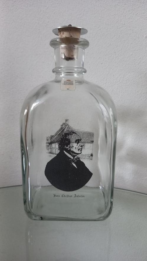 Originele Deense Holmegaard karaf met afbeeldingen van Hans, Antiek en Kunst, Antiek | Glas en Kristal, Ophalen of Verzenden