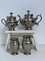 Leuk antiek setje: kan, suikerpot & 2 (lepel) vaasjes, Ophalen of Verzenden