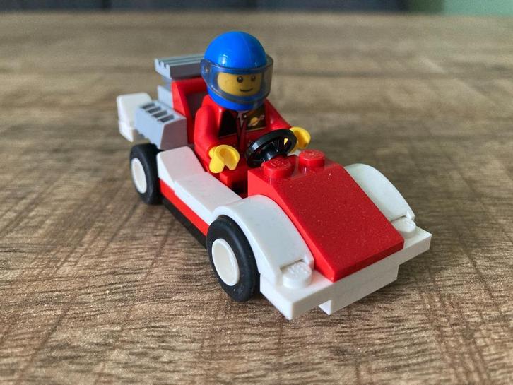 Lego City 30150 raceauto, Kinderen en Baby's, Speelgoed | Duplo en Lego, Zo goed als nieuw, Lego, Complete set, Ophalen of Verzenden