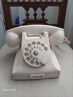 Vintage telefoon ptt, Telecommunicatie, Ophalen, Zo goed als nieuw