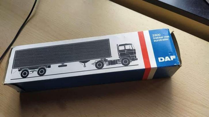 GRATIS DOOS VAN LION CAR DAF 2800  - zie tekst, Hobby en Vrije tijd, Modelauto's | 1:43, Gebruikt, Bus of Vrachtwagen, Overige merken