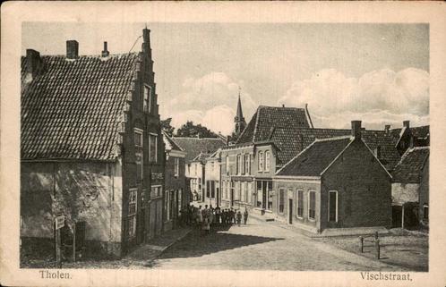 Tholen - Vischstraat 1, Verzamelen, Ansichtkaarten | Nederland, Gelopen, Zeeland, 1940 tot 1960, Ophalen of Verzenden