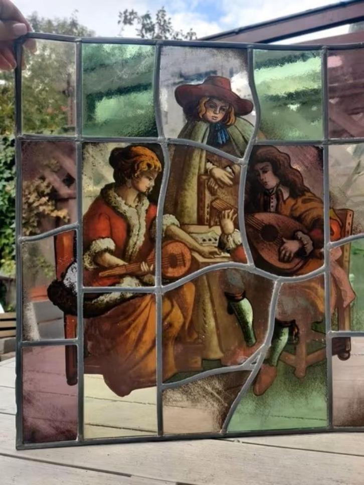 Glas in loodraam met brandschildering. ca. 45x50 cm, Antiek en Kunst, Antiek | Glas en Kristal, Ophalen