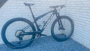 Trek Supercaliber 9,8 Maat L Full XT FOX Carbon Wielset beschikbaar voor biedingen