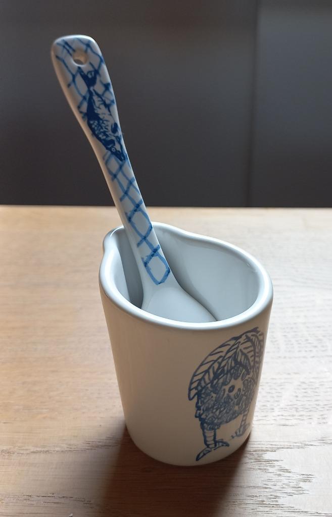 Eierdop J.Tange en lepel J.Hermkens keramiek kunstweek, Huis en Inrichting, Keuken | Servies, Nieuw, Overige typen, Overige stijlen