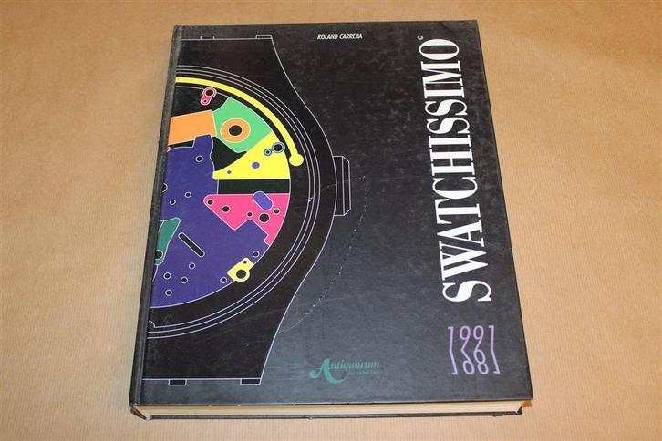 Swatchissimo 1991 — Het Swatch Avontuur [Dikke Pil], Boeken, Mode, Gelezen, Mode algemeen, Ophalen of Verzenden