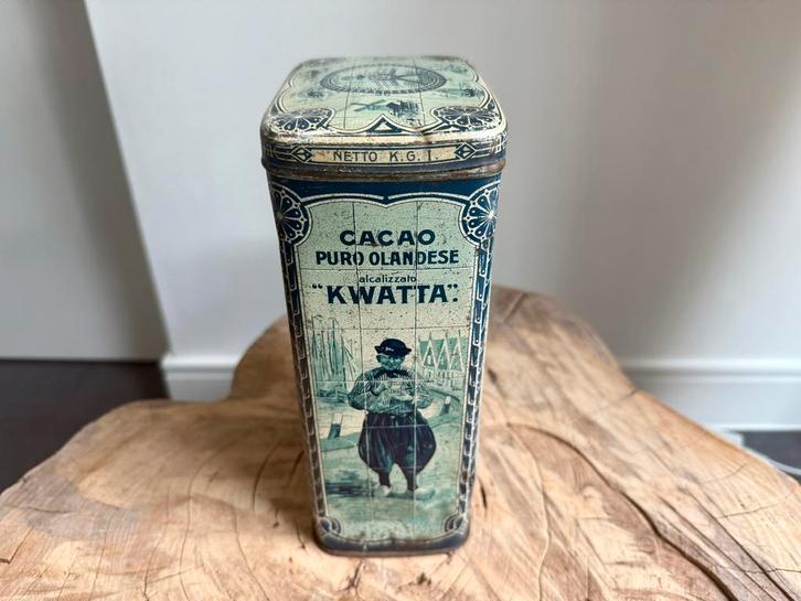 Antiek Kwatta Cacaoblik 1kg, Antiek en Kunst, Antiek | Tin, Ophalen of Verzenden
