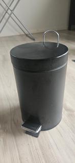 2 Kleine Zwarte Prullenbakjes - 27x27cm, Ophalen, Met pedaal, Zo goed als nieuw, Minder dan 10 liter