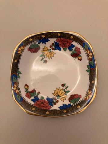 Vintage Schaaltjes 11stuks met Bloemenmotief beschikbaar voor biedingen