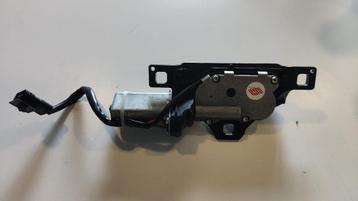 Sluithulpmotor servo slot achterklep BMW 5 serie E61 6710711 beschikbaar voor biedingen