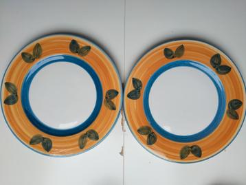 Borden (Aardewerk, 35 cm) beschikbaar voor biedingen