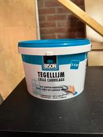 Tegellijm BISON - 4kg - 2-4m2, Wit, Ophalen of Verzenden, Minder dan 5 liter, Verf