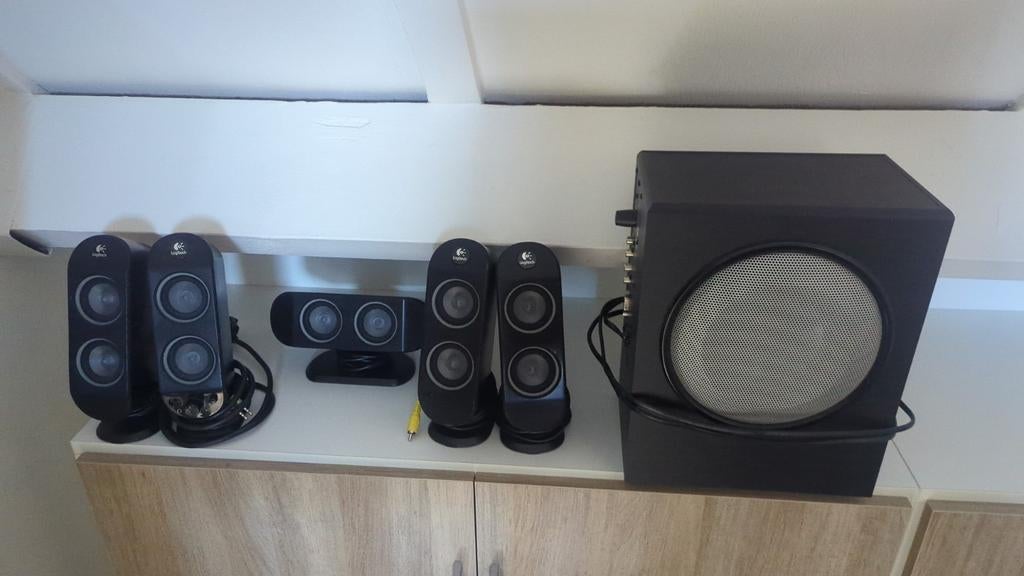 Logitech luidsprekerset, Ophalen of Verzenden, Minder dan 60 watt, Front, Rear of Stereo speakers, Overige merken