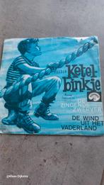 Ketel-binkie - De Zingende Zwerver Vinyl Single, Ophalen of Verzenden, Gebruikt, Overige formaten, Levenslied of Smartlap