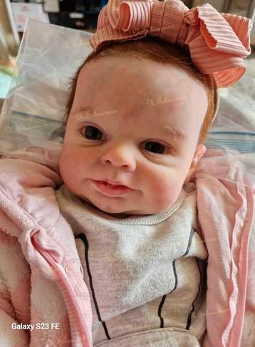 Branka is een full body silicone baby girl  beschikbaar voor biedingen