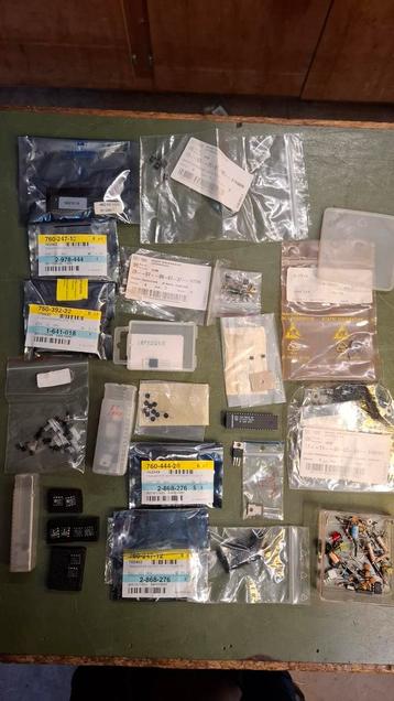 Partij electronica onderdelen  beschikbaar voor biedingen