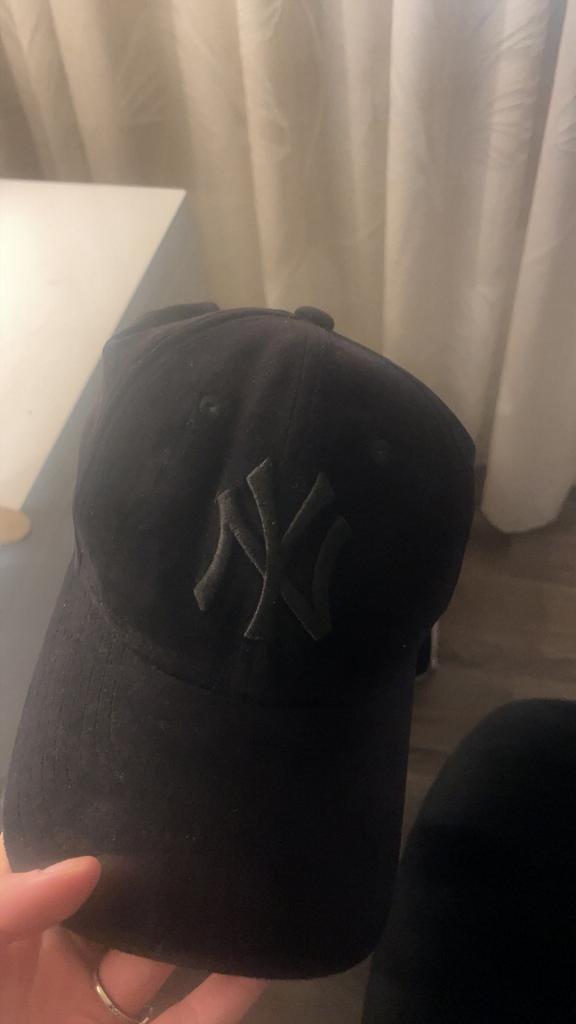 Ny pet, Ophalen of Verzenden, Zo goed als nieuw