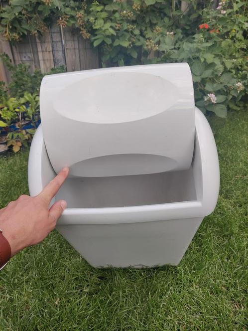 Beige Prullenbak - Nieuw!, Huis en Inrichting, Woonaccessoires | Prullenbakken, Nieuw, Kunststof, Minder dan 50 cm, 10 tot 20 liter