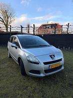 Peugeot 5008 1.6 VTI 7PL 2010 Grijs, Auto's, Voorwielaandrijving, 4 cilinders, 7 stoelen, 14 km/l