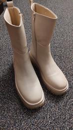 Ecru Oxmox Chelsea Boots Maat 40 - Gedragen, Ophalen of Verzenden, Gedragen, Beige, Lage of Enkellaarzen