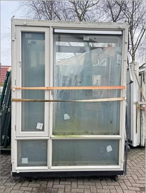Gevelkozijn met draairaam, Doe-het-zelf en Verbouw, Kozijnen en Schuifpuien, Zo goed als nieuw, Raamkozijn, Hout, 225 cm of meer