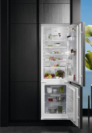AEG OSC5D181ES Koel-vriescombinatie –garantie tot Juli 2026 beschikbaar voor biedingen