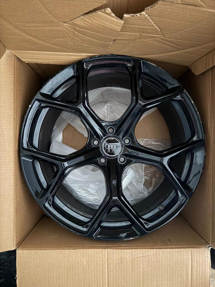 Audi RS6 Velgen - Lichte Beschadiging, Auto-onderdelen, Banden en Velgen, Velg(en), Zomerbanden, 21 inch, Gebruikt, Ophalen of Verzenden