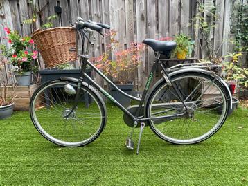 Gazelle Damesfiets met rieten mandje beschikbaar voor biedingen