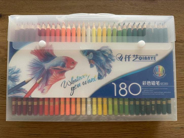 180 kleur potloden, Hobby en Vrije tijd, Tekenen, Zo goed als nieuw, Potlood of Stift, Ophalen of Verzenden