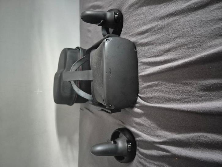 Oculus Quest 1 (inclusief de tas), Spelcomputers en Games, Virtual Reality, Gebruikt, Overige platformen, VR-bril, Ophalen