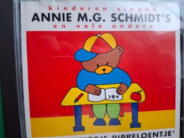 ANNIE M.G. SCHMIDT -KLEINE BEERTJE PIP GAAT NAAR SCHOOL beschikbaar voor biedingen