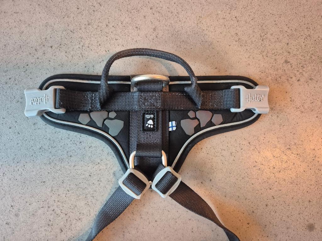 Hurtta Harnas Weekend Warrior Zwart - 45-60 Cm, Ophalen, Gebruikt