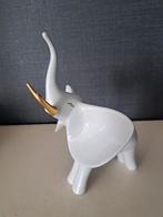 Hollohaza Hongarije beeld olifant, Antiek en Kunst, Ophalen of Verzenden