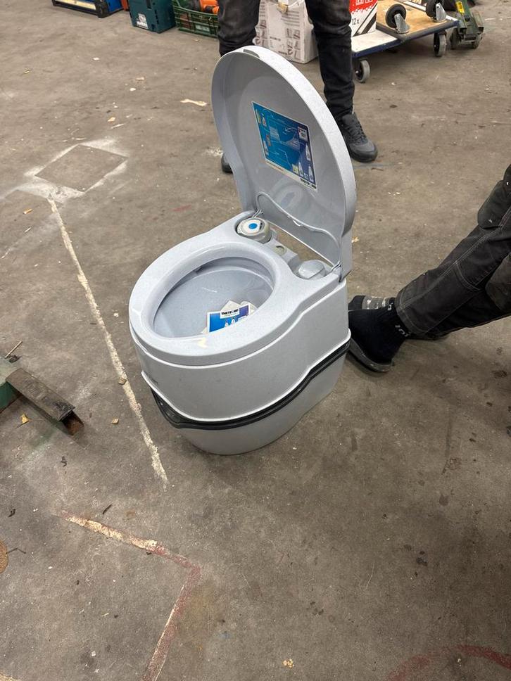 Chemo Toilet - Draagbaar en Handig, Huis en Inrichting, Emmers, Gebruikt, Kunststof, Met deksel, Ophalen