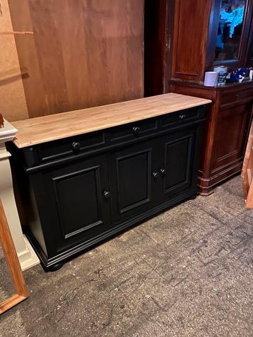 Prachtig mar zwart dressour met houten bkad beschikbaar voor biedingen