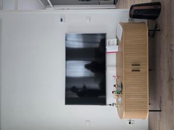 Te koop bruine TV meubel // home24 // 150x55 beschikbaar voor biedingen