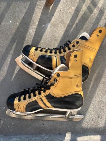 Schaatsen maat 43 beschikbaar voor biedingen