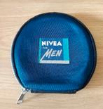 VINTAGE BLAUW NIVEA CD MAPJE-TOILETTASJE, Verzamelen, Merken en Reclamevoorwerpen, Verzenden, Gebruikt, Gebruiksvoorwerp