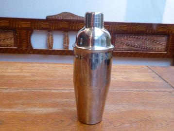 r.v.s. cocktail shaker beschikbaar voor biedingen