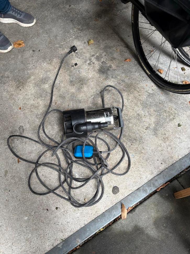 Dompelpomp met vlotter, Doe-het-zelf en Verbouw, Gereedschap | Handgereedschap, Gebruikt, Ophalen of Verzenden