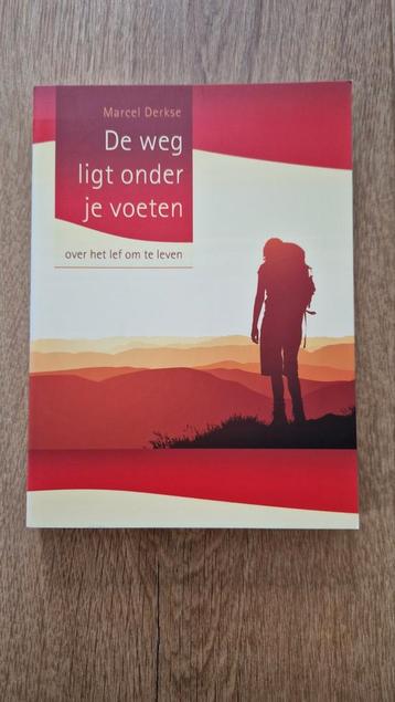 Marcel Derkse - De weg ligt onder je voeten beschikbaar voor biedingen