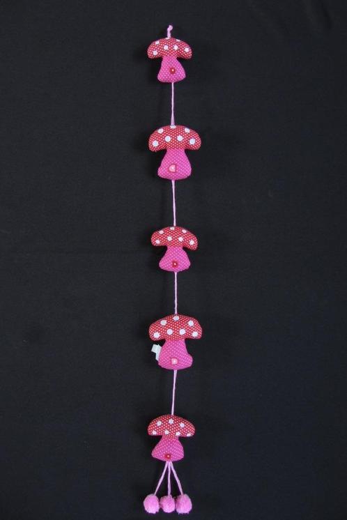 Nieuw Babies en Butterflies slinger (Paddestoel), Kinderen en Baby's, Babymode-accessoires, Nieuw, Ophalen of Verzenden