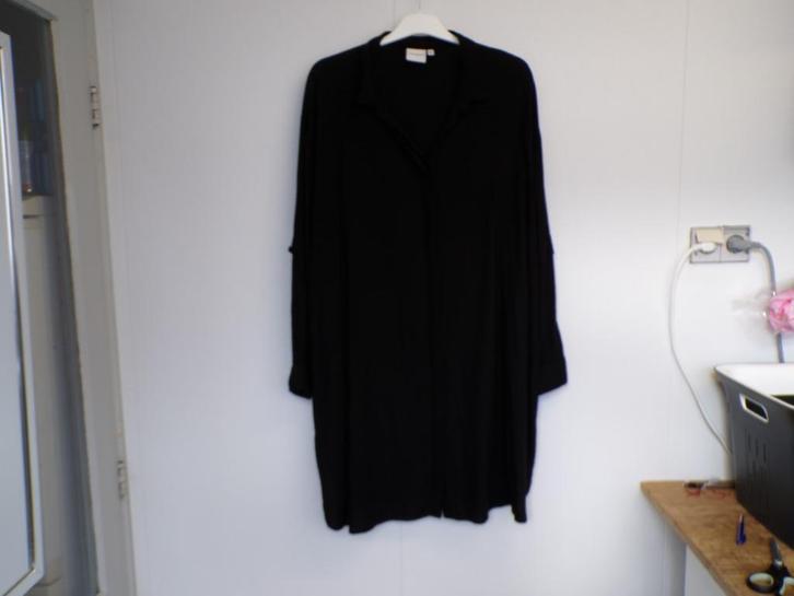 Zwarte blouse Junarose maat 54, Kleding | Dames, Grote Maten, Zo goed als nieuw, Blouse of Tuniek, Zwart, Ophalen of Verzenden