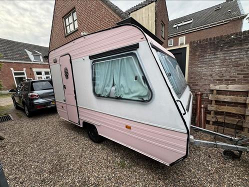 Adria Moonlight caravan, Caravans en Kamperen, Caravans, Particulier, tot en met 4, 500 - 750 kg, Overige, Adria, Stapelbed, Vast bed