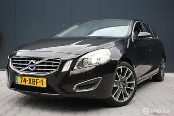 Volvo V60 1.6 T3 Summum XENON/LEDER/PDC/ECC/NAP beschikbaar voor biedingen